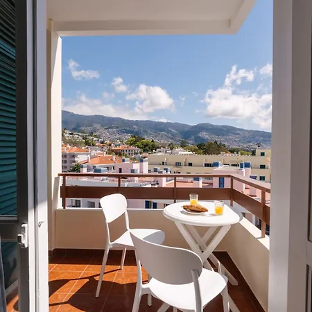 Casa Branca By Wanderlust Madeira, Vacation Апартаменты Фуншал